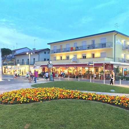 Hotel Stella D'Oro Lido di Jesolo Exterior photo